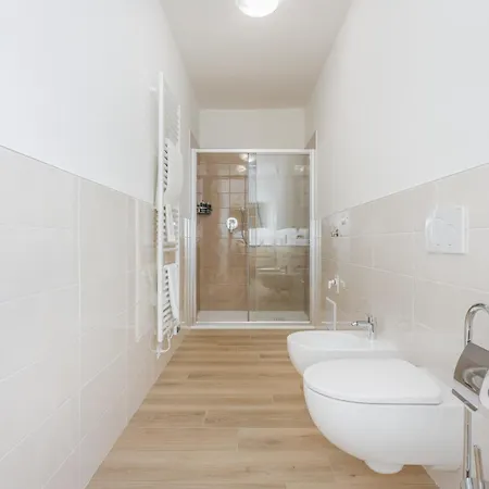 Apartman Via Emilia 11 *