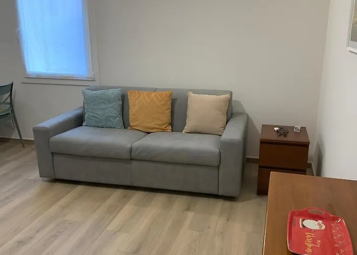 Via Emilia 11 * Reggio nell'Emilia