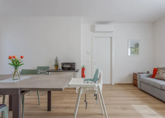 Apartment Via Emilia 11